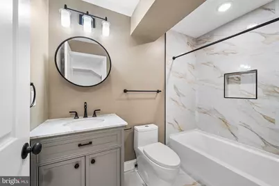 719 S 19th Street, Philadelphia, PA 19146 - Photo 24