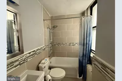 1324 Locust Street #512, Philadelphia, PA 19107 - Photo 14