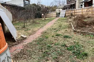 206 N 36th St, Philadelphia, PA 19104 - Photo 4