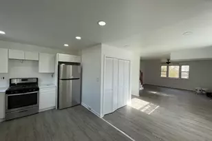 803 Lawler St, Philadelphia, PA 19116 - Photo 24