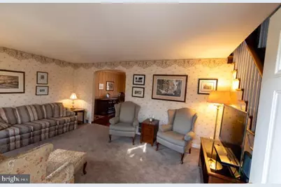 7614 Hasbrook Avenue, Philadelphia, PA 19111 - Photo 10