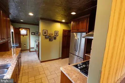 7614 Hasbrook Avenue, Philadelphia, PA 19111 - Photo 18