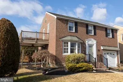 7614 Hasbrook Avenue, Philadelphia, PA 19111 - Photo 8