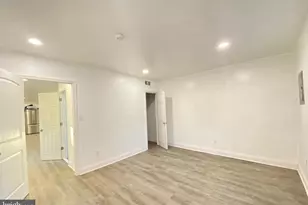 1230 N 15th St, Philadelphia, PA 19121 - Photo 8