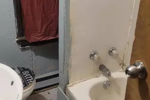 2722 N Gratz St, Philadelphia, PA 19132 - Photo 4