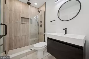 871 N 20th St, Philadelphia, PA 19130 - Photo 20