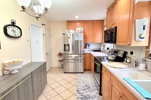 3033 Vista St, Philadelphia, PA 19152 - Photo 8