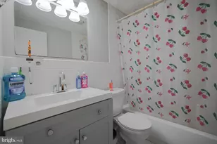 611 Edison Ave, Philadelphia, PA 19116 - Photo 16