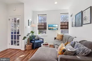 908 N Orianna St, Philadelphia, PA 19123 - Photo 6