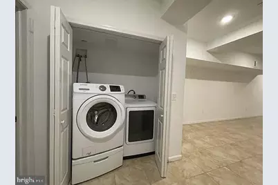 1002 Fairmount Avenue, Philadelphia, PA 19123 - Photo 6