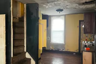 112 Monroe St, Philadelphia, PA 19147 - Photo 6