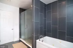 1026 Morris St, Philadelphia, PA 19148 - Photo 14