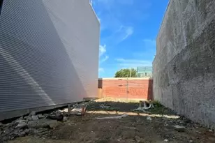 2256 N Front St, Philadelphia, PA 19133 - Photo 1