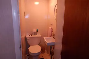 2525 S Juniper St, Philadelphia, PA 19148 - Photo 8