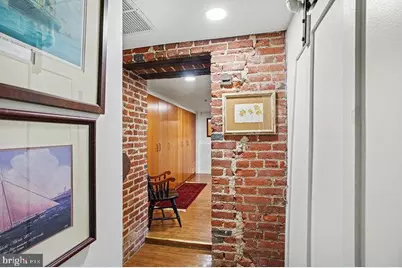 301 Race Street #101, Philadelphia, PA 19106 - Photo 18