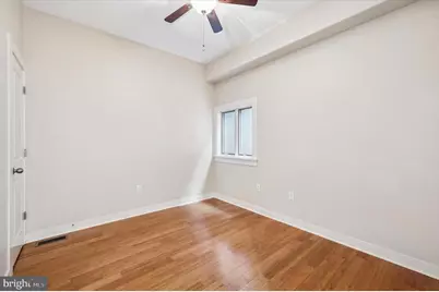 1527 Fairmount Avenue #2R, Philadelphia, PA 19130 - Photo 10