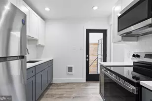 1928 E Cumberland St, Philadelphia, PA 19125 - Photo 10