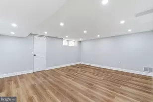 3728 W Country Club Rd, Philadelphia, PA 19131 - Photo 14