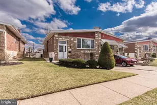 7717 Dorcas St, Philadelphia, PA 19111 - Photo 2