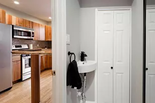 2639 S Hicks St, Philadelphia, PA 19145 - Photo 10