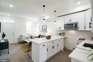 407 W Oxford St, Philadelphia, PA 19122 - Photo 2