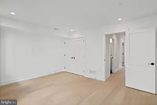 706 Latona St, Philadelphia, PA 19147 - Photo 18