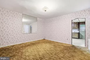 1012 E Moyamensing Ave, Philadelphia, PA 19147 - Photo 8