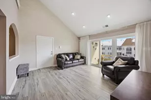 27 Bonnie Gellman Ct, Philadelphia, PA 19114 - Photo 4