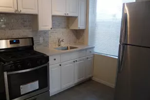 619 Mercy St, Philadelphia, PA 19148 - Photo 1