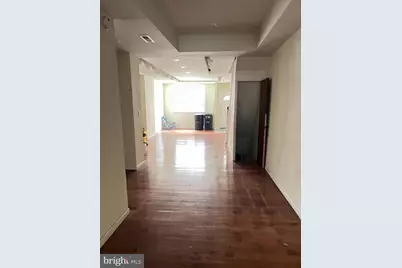 2125 S 13th Street, Philadelphia, PA 19148 - Photo 4