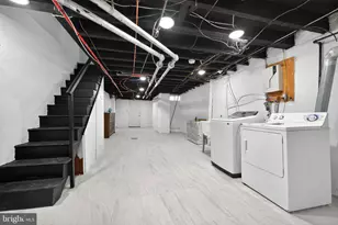 539 E Carver St, Philadelphia, PA 19120 - Photo 28