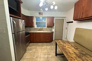 617 S 7th St, Philadelphia, PA 19147 - Photo 1