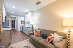2205 Emerald St, Philadelphia, PA 19125 - Photo 8