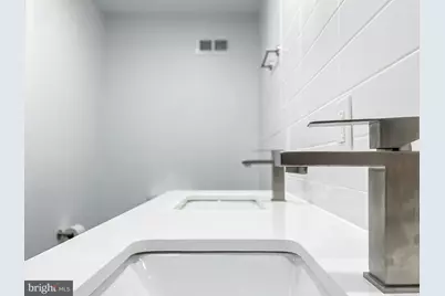 2027 N 5th Street, Philadelphia, PA 19122 - Photo 32