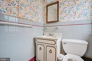6529 N 2nd St, Philadelphia, PA 19126 - Photo 16