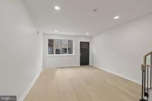 919 Dudley St, Philadelphia, PA 19148 - Photo 4