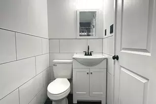 1015 S 6th St, Philadelphia, PA 19147 - Photo 12