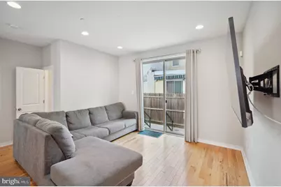 1246 E Fletcher Street, Philadelphia, PA 19125 - Photo 10