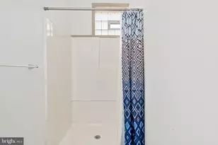 1621 W Diamond St, Philadelphia, PA 19121 - Photo 12