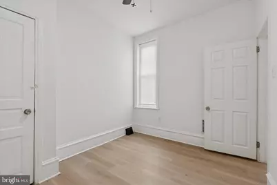 2054 W Glenwood Avenue, Philadelphia, PA 19132 - Photo 16