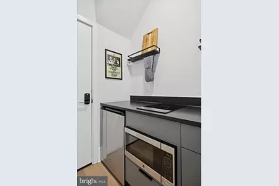 1325 Spruce Street, Philadelphia, PA 19107 - Photo 34