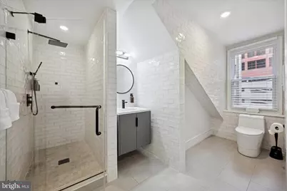 1325 Spruce Street, Philadelphia, PA 19107 - Photo 44