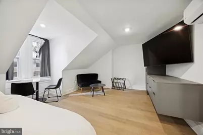 1325 Spruce Street, Philadelphia, PA 19107 - Photo 40