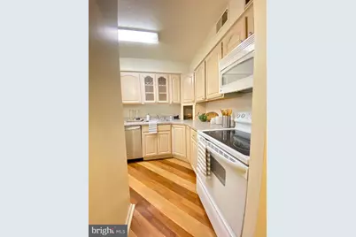 1420 Locust Street #7D, Philadelphia, PA 19102 - Photo 10