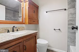 62204 Delaire Landing Rd, Philadelphia, PA 19114 - Photo 12