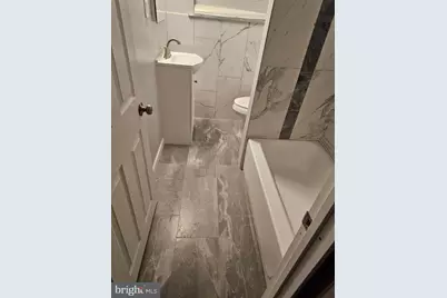 7728 W Thouron Avenue, Philadelphia, PA 19150 - Photo 8