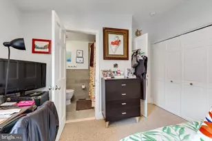 1704 Wallace St, Philadelphia, PA 19130 - Photo 16