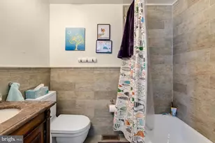 1704 Wallace St, Philadelphia, PA 19130 - Photo 18