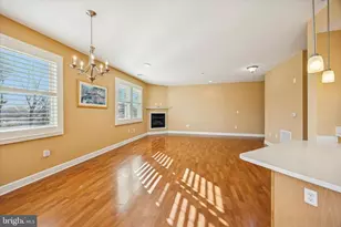 300 Tyler Ct, Philadelphia, PA 19111 - Photo 6