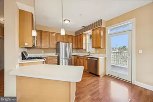 300 Tyler Ct, Philadelphia, PA 19111 - Photo 8